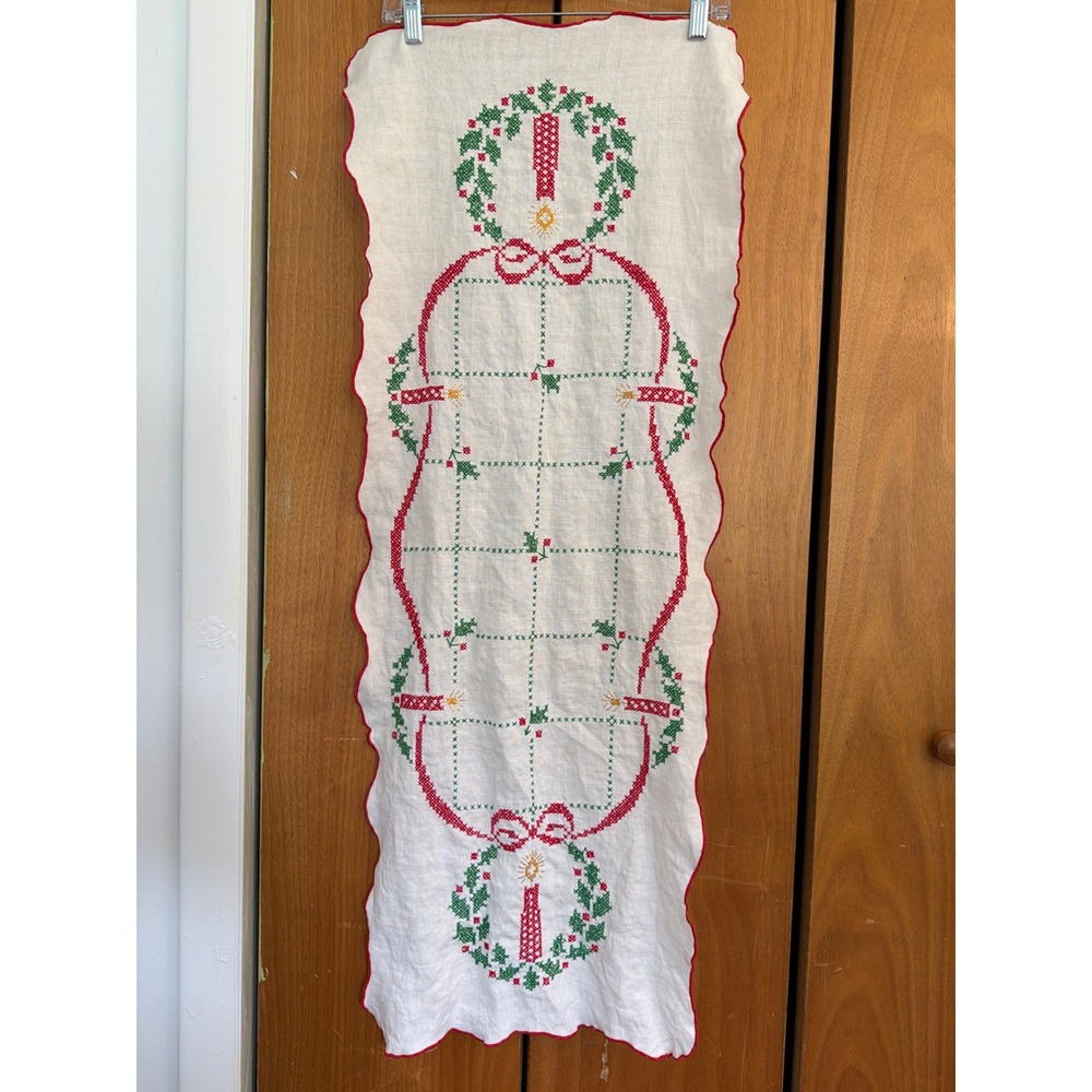 Vintage Handmade Cross Stitch Christmas Table Runner Candle Wreath Scalloped 42"